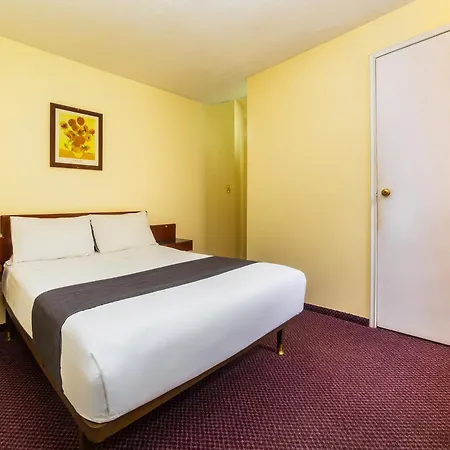 Capital O Hotel Suites Marne, Mexico City